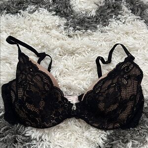 victoria Secret angel ipex lace demi bra. Size 34C